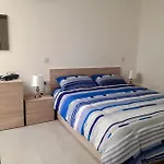 アパート Panoramic Penthouse Haven
