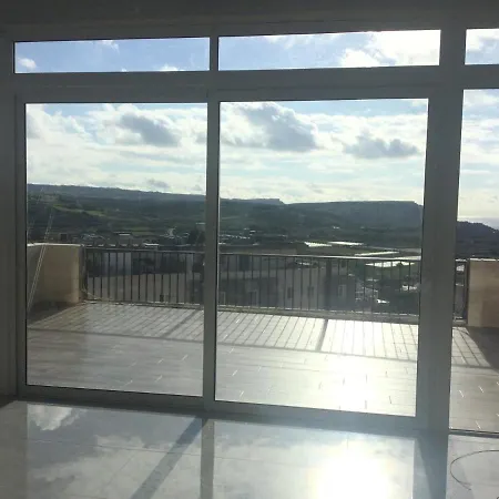 Panoramic Penthouse Haven Lejlighed *